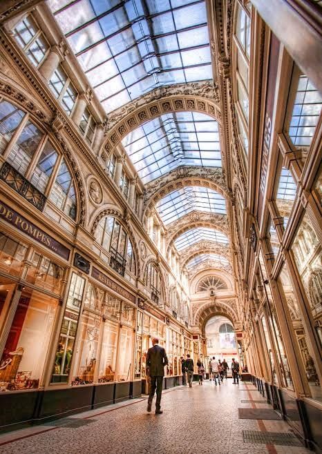 Passage Pommeraye à Nantes, étape de la Grande Traversée Nantaise